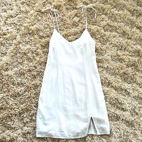 Abercrombie & Fitch White Linen Spaghetti Strap Dress Size Small - Picture 1 of 3